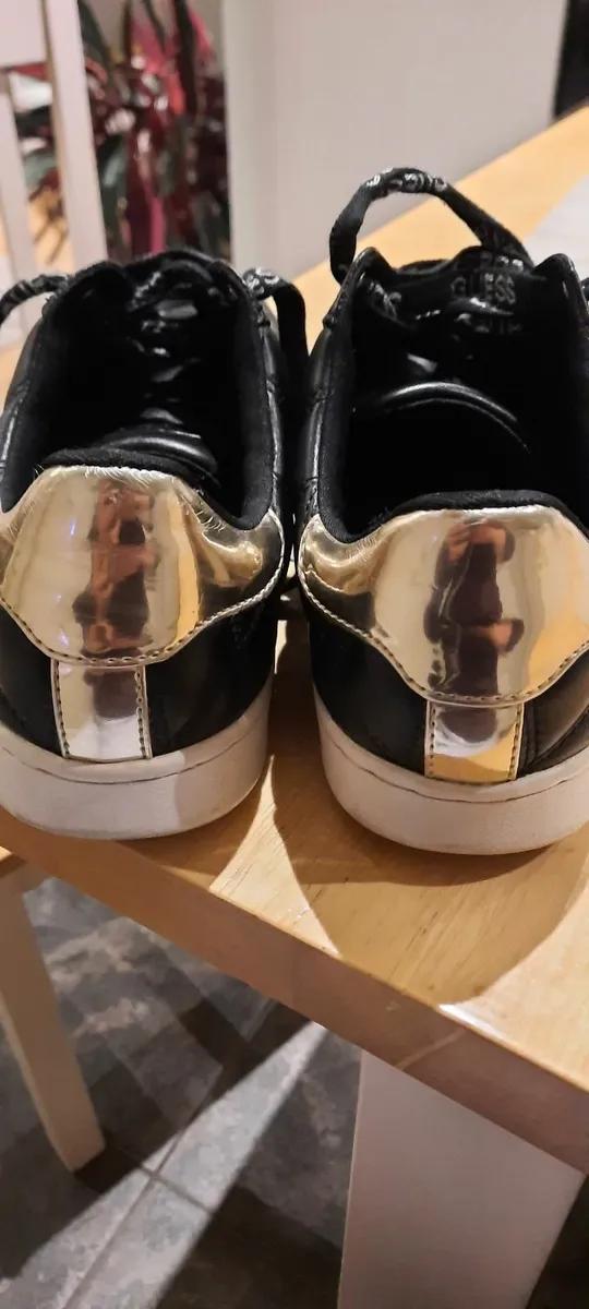 Guess shoes- size 37- 4 uk - Image 4