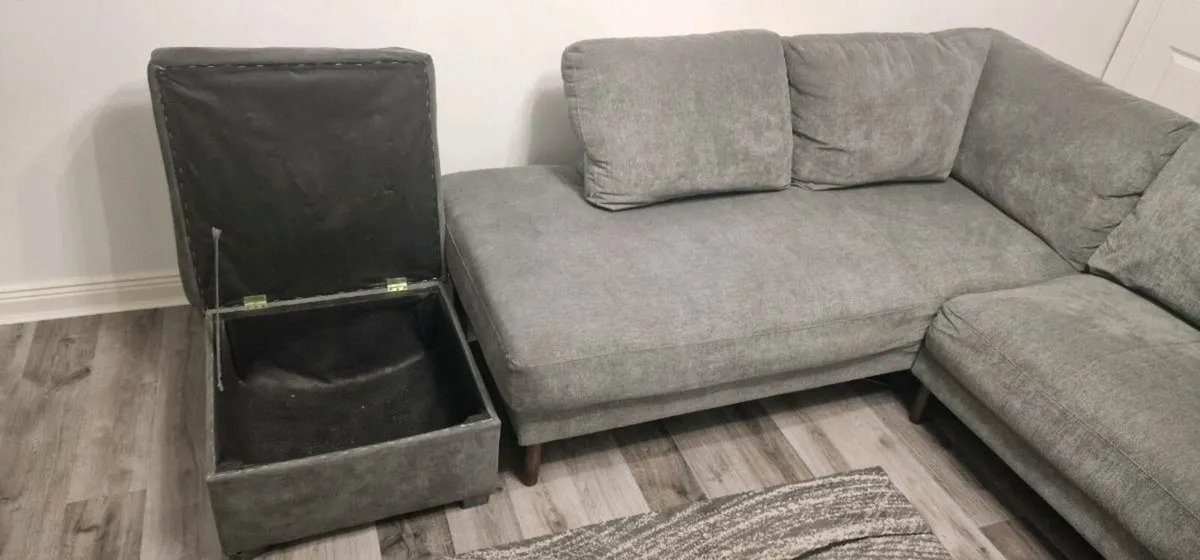 L shaped sofa with pouffe - Image 3