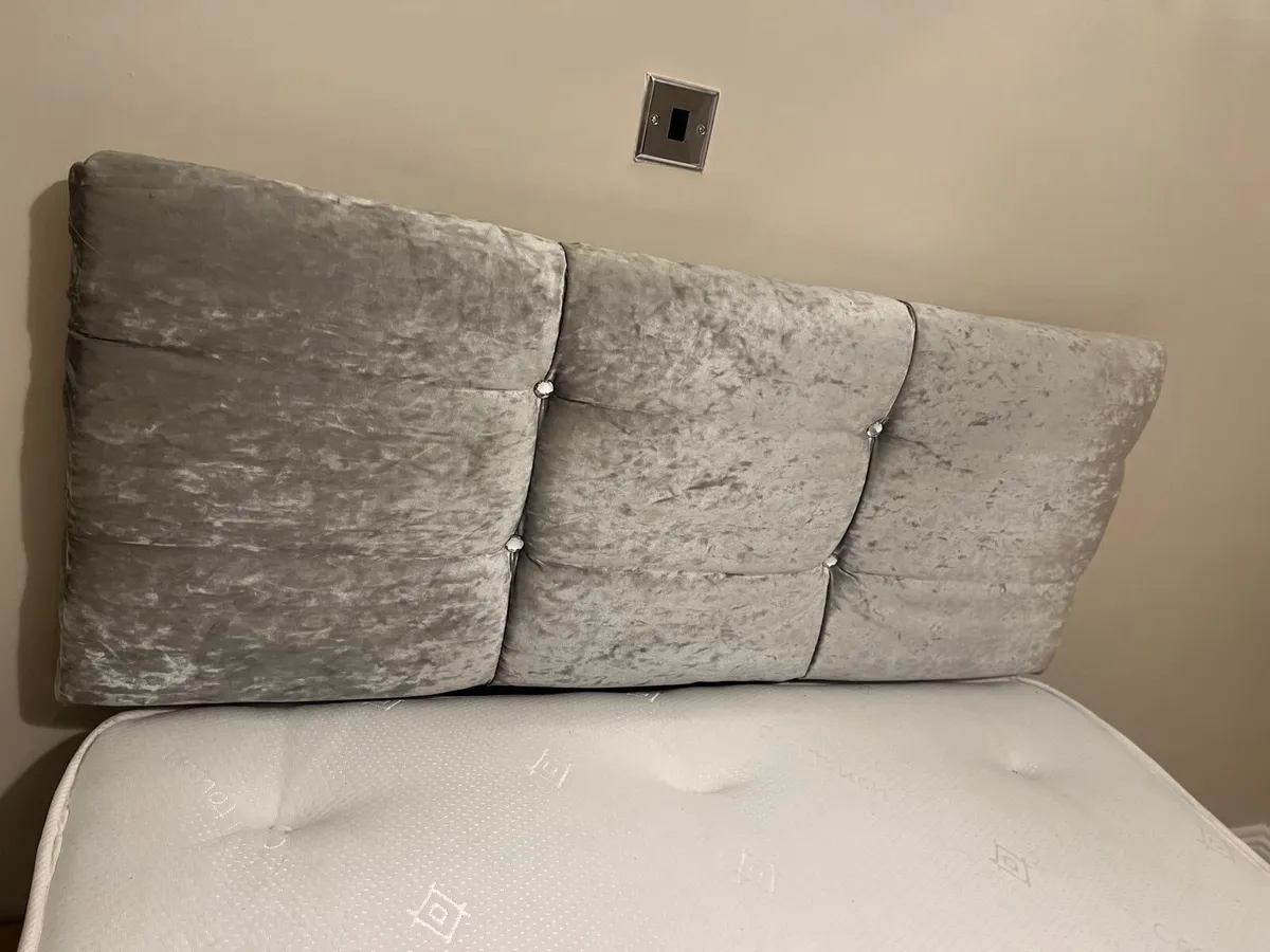 Double Bed - Image 2