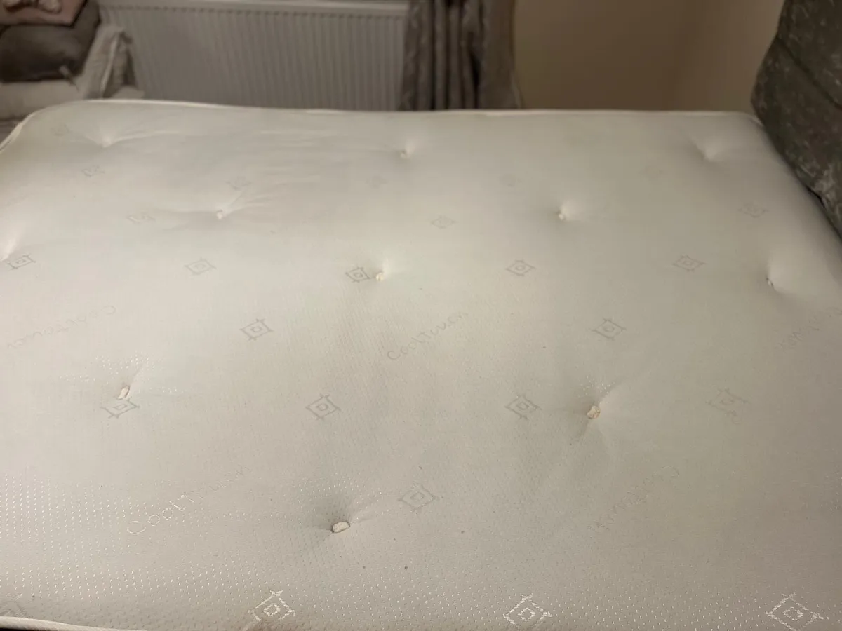 Double Bed - Image 4