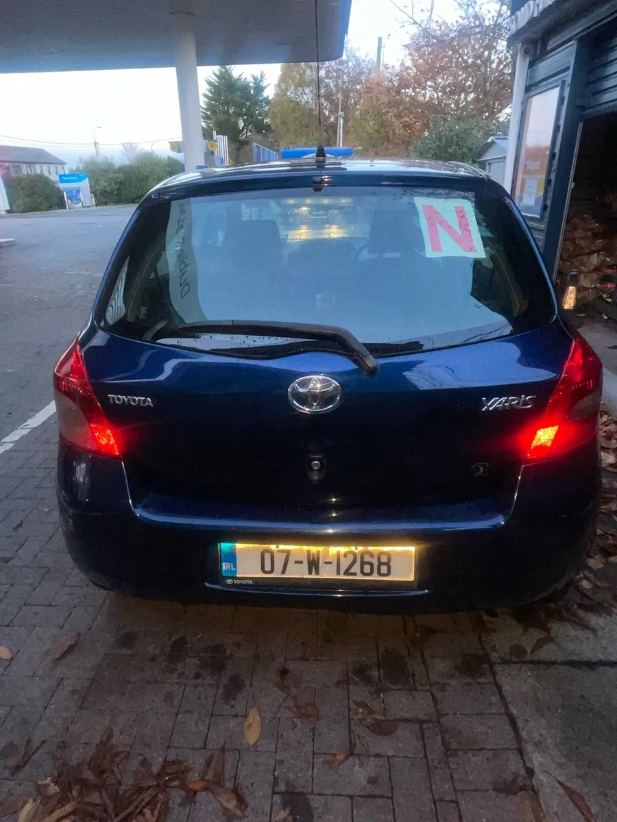 Toyota Yaris 07 - Image 4
