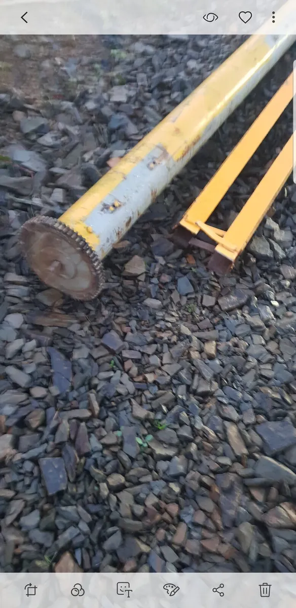 10ft wide by 10ft high manual chain door - Image 2