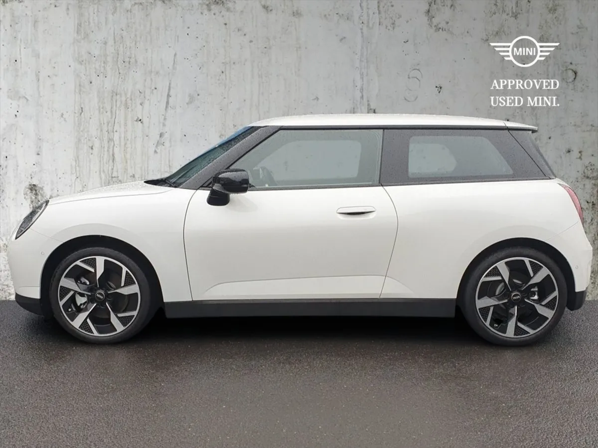 MINI HATCH Cooper SE - Image 4