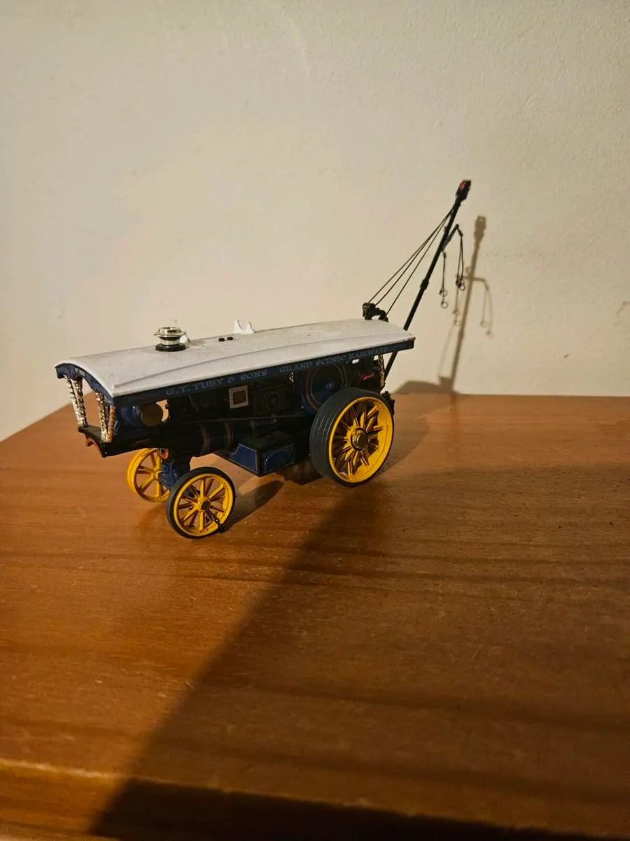 Corgi Steam Traction Engine with Crane - Image 1