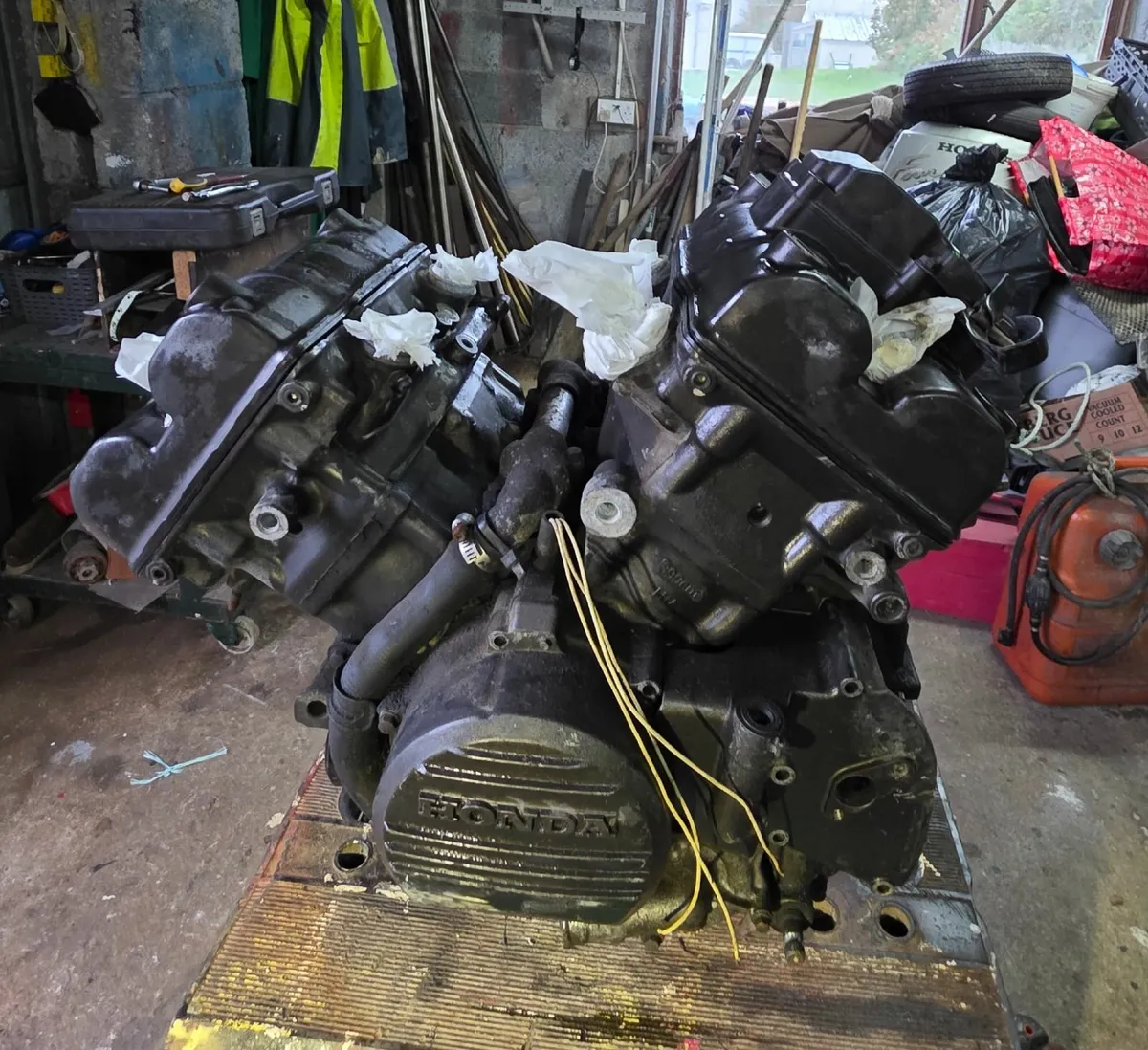 Vfr400r 1991 engine - Image 3