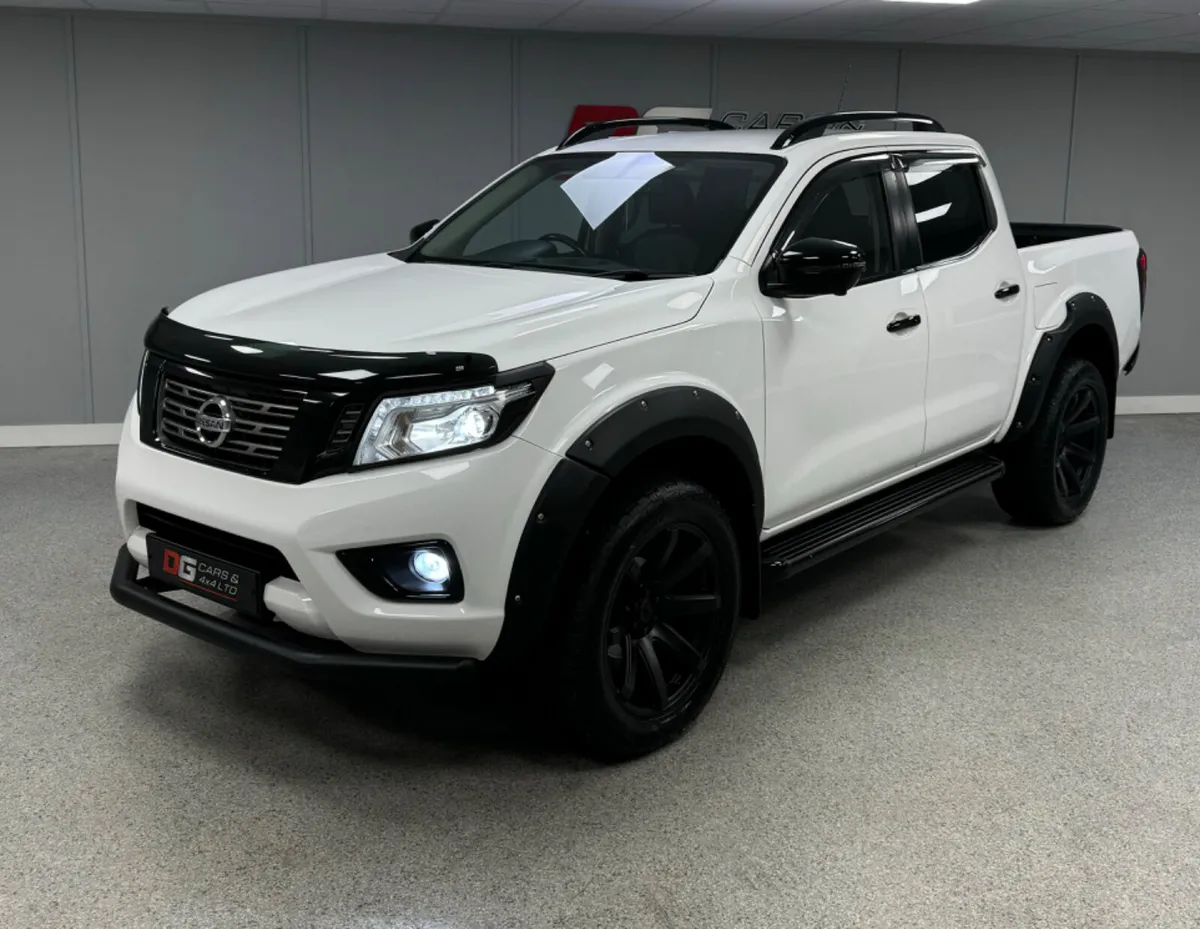 2018 Nissan Navara 2.3 DCI Tekna Auto NO VAT - Image 3