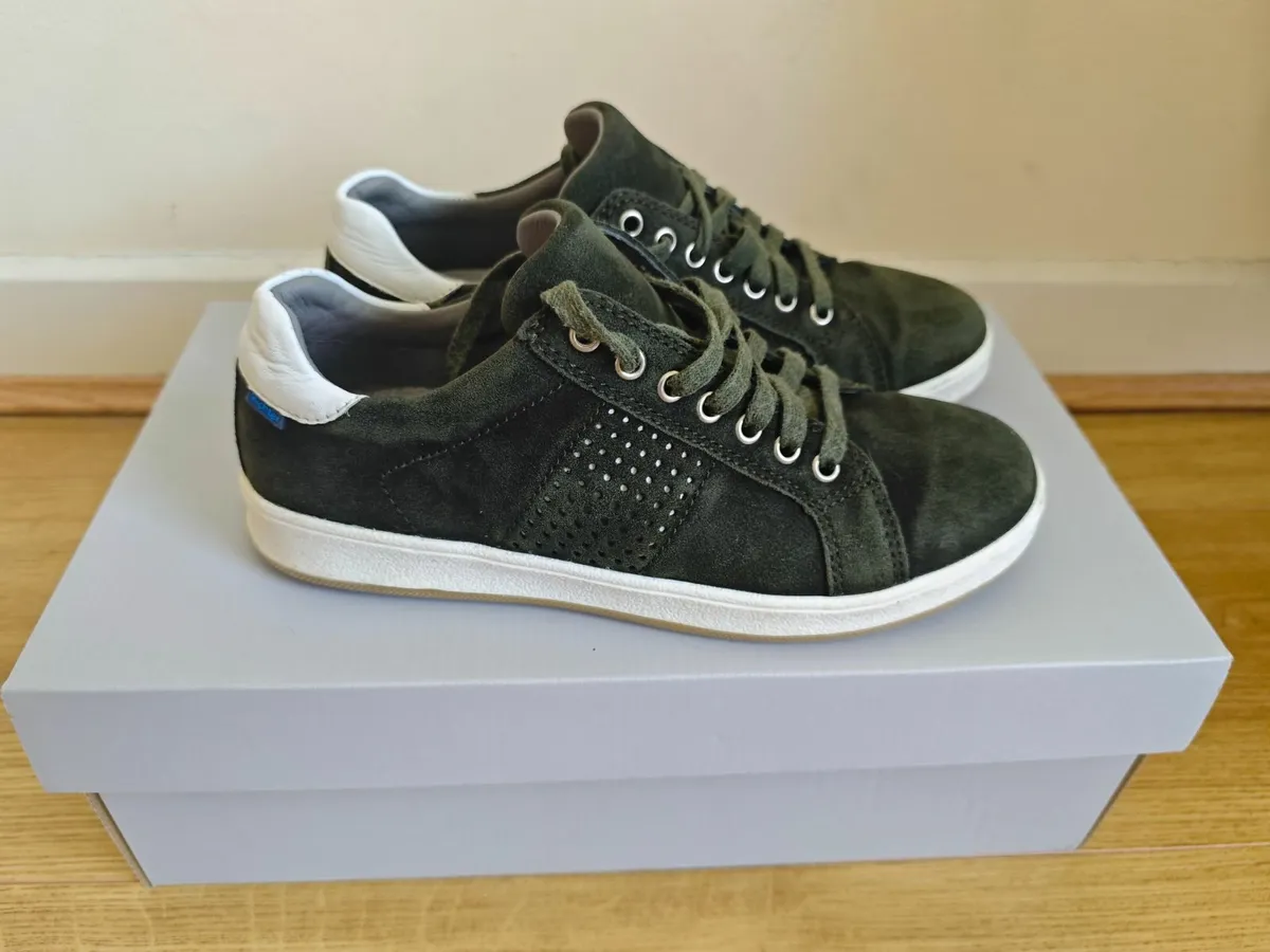 Richter Special Sneaker Green White Trainers - Image 1