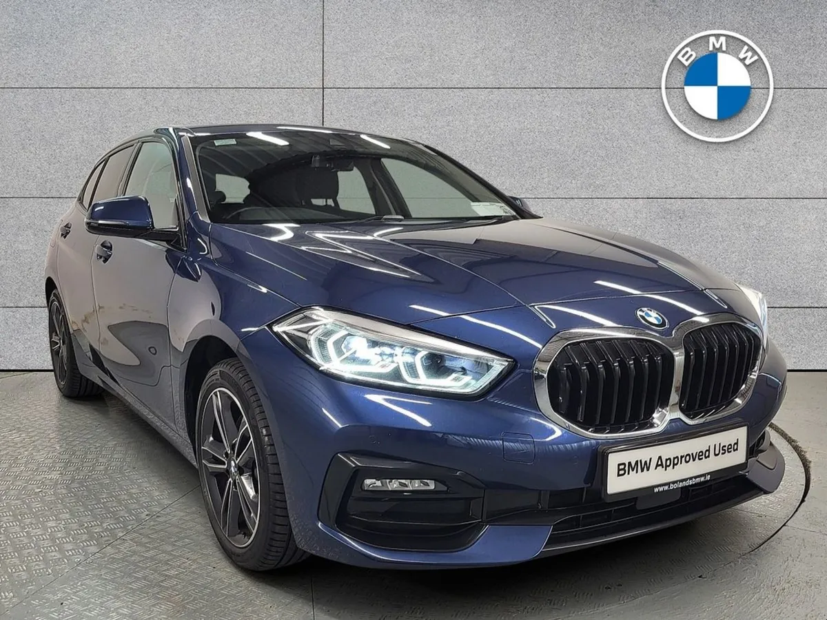 BMW 1 Series 118i Sport - Image 1