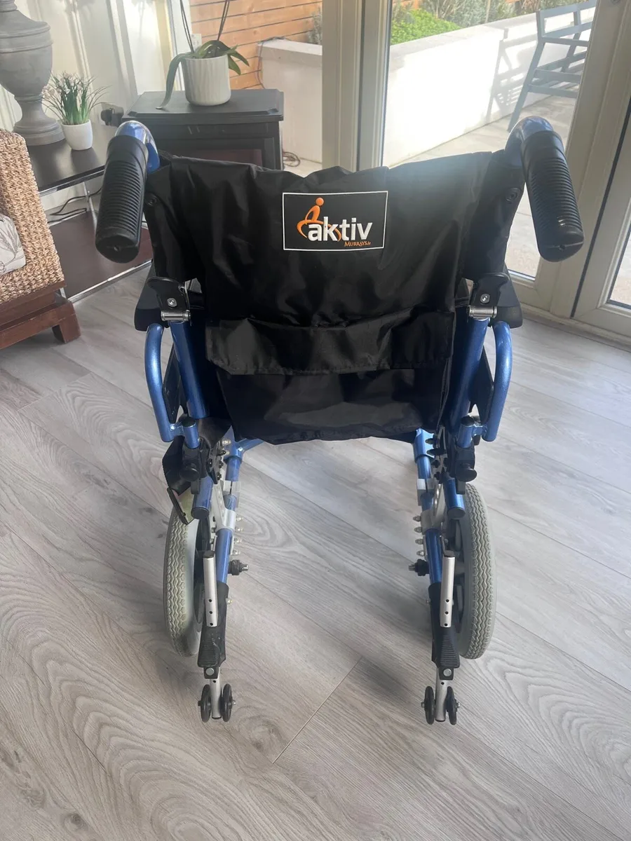 Altiv X5 lightweight Wheelchair - Image 2