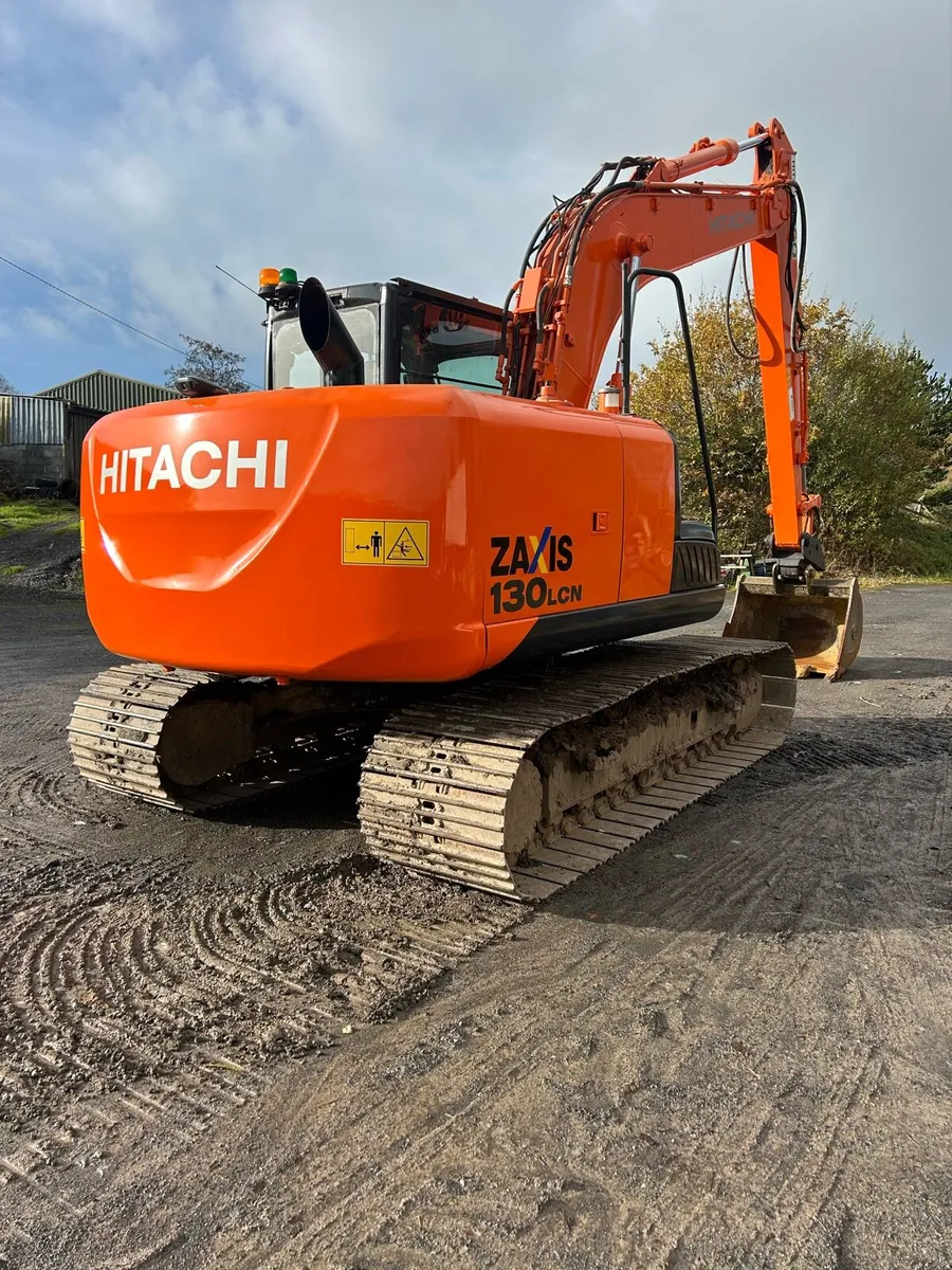 Hitachi 130-5 - Image 3
