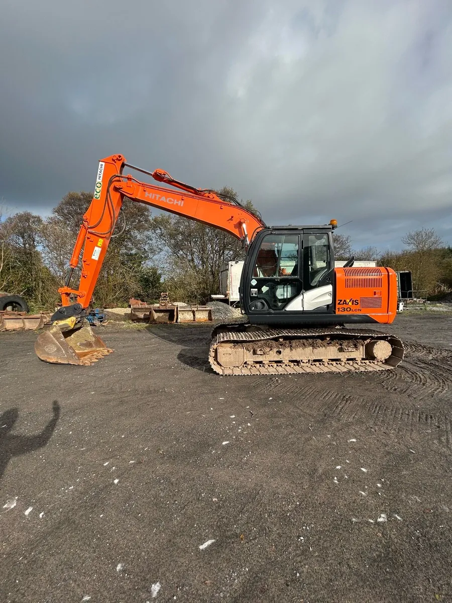 Hitachi 130-5 - Image 4