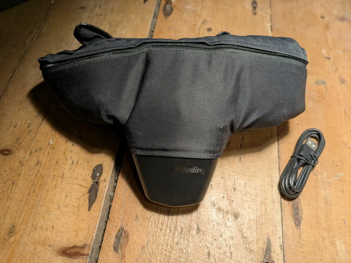 Hövding 3 Airbag Bicycle Helmet - Image 4
