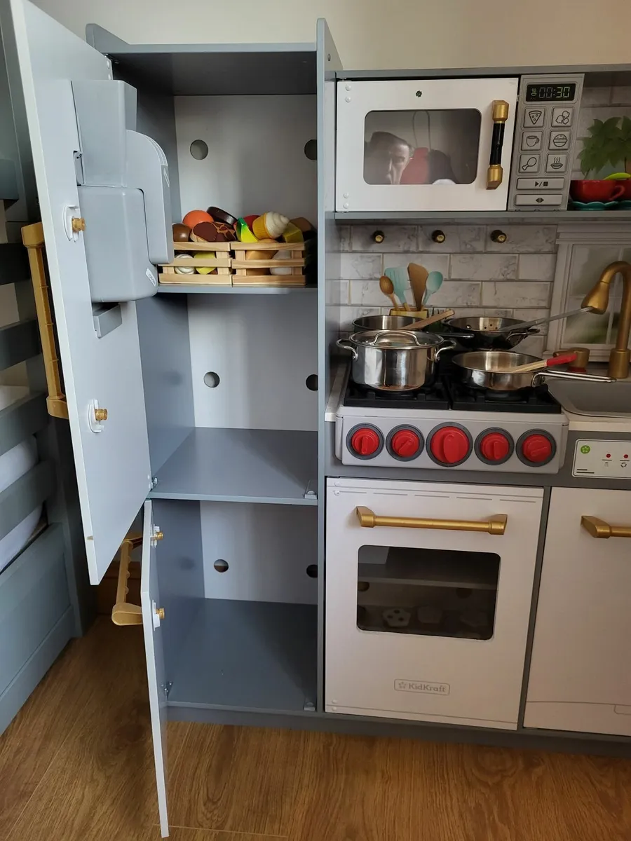 KidKraft Uptown Elite Play Kitchen for Kids - Image 3