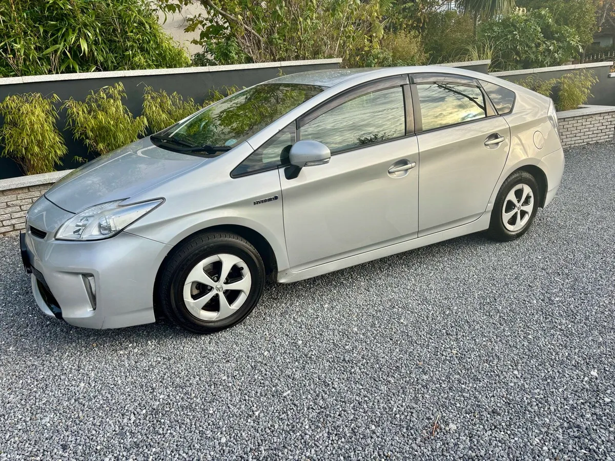 TOYOTA PRIUS 2013 HYBRID - Image 1