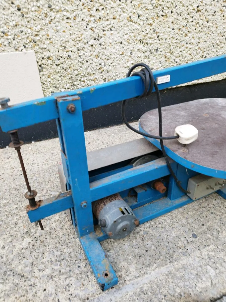 Electric Scrollsaw - Image 2