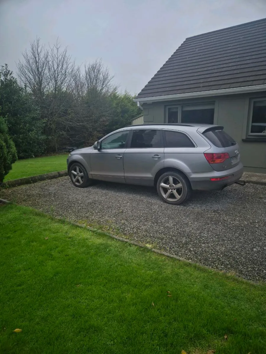 AUDI Q7 - Image 4