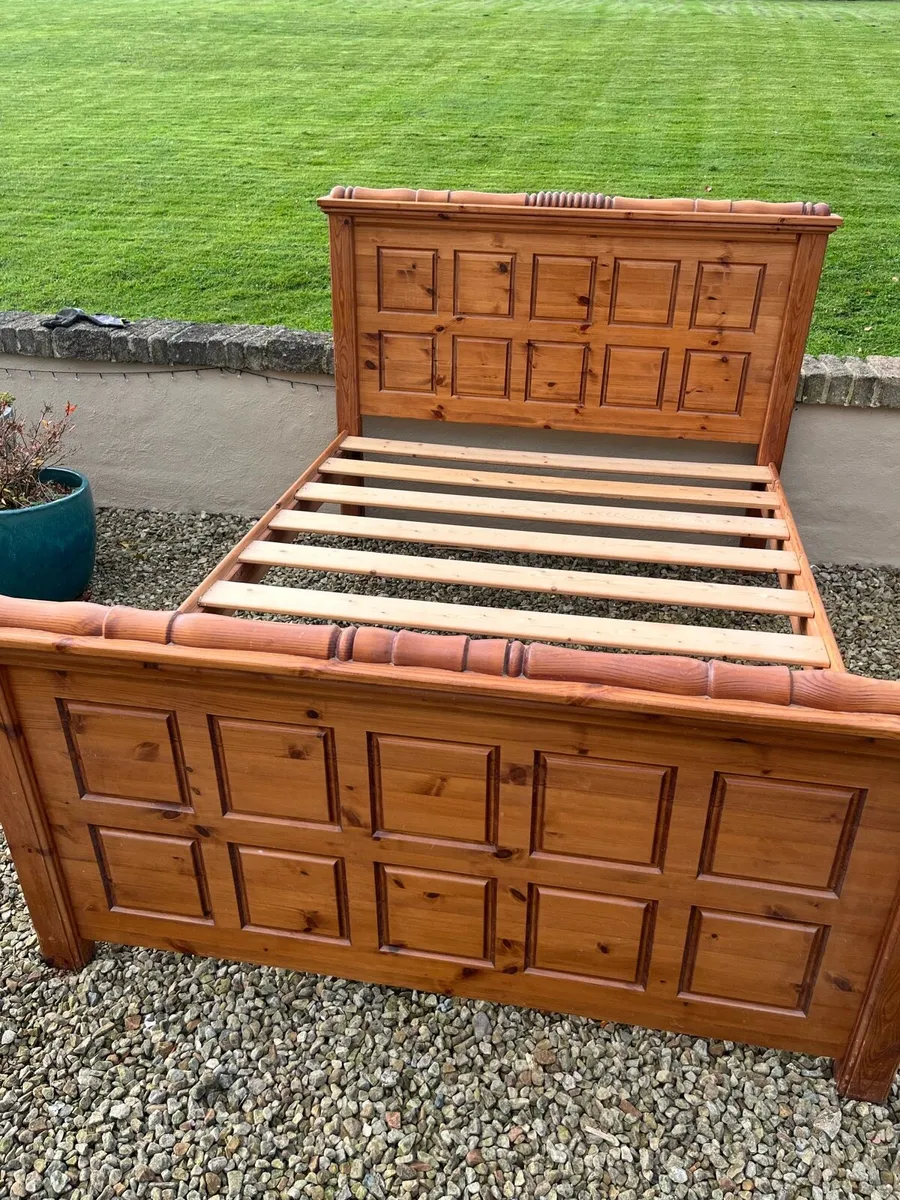 Solid Pine King Size Bed - Image 2