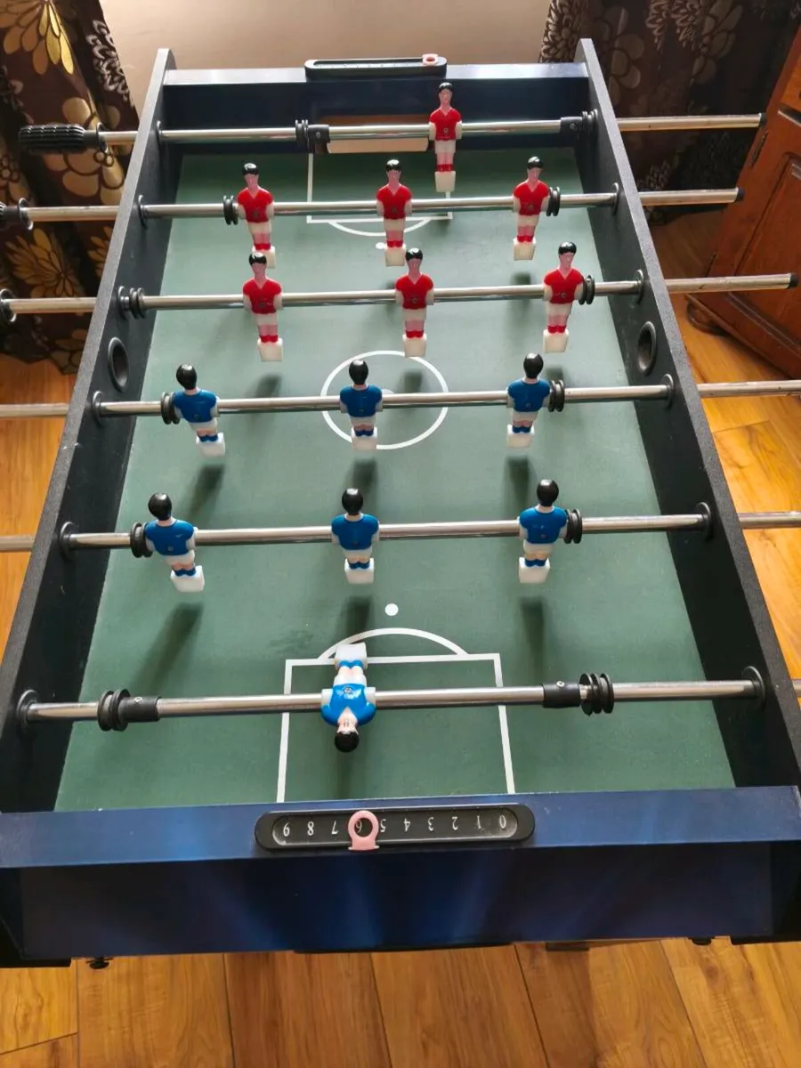 Soccer table free - Image 2