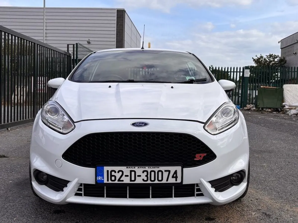 2016 Ford Fiesta St - Image 3