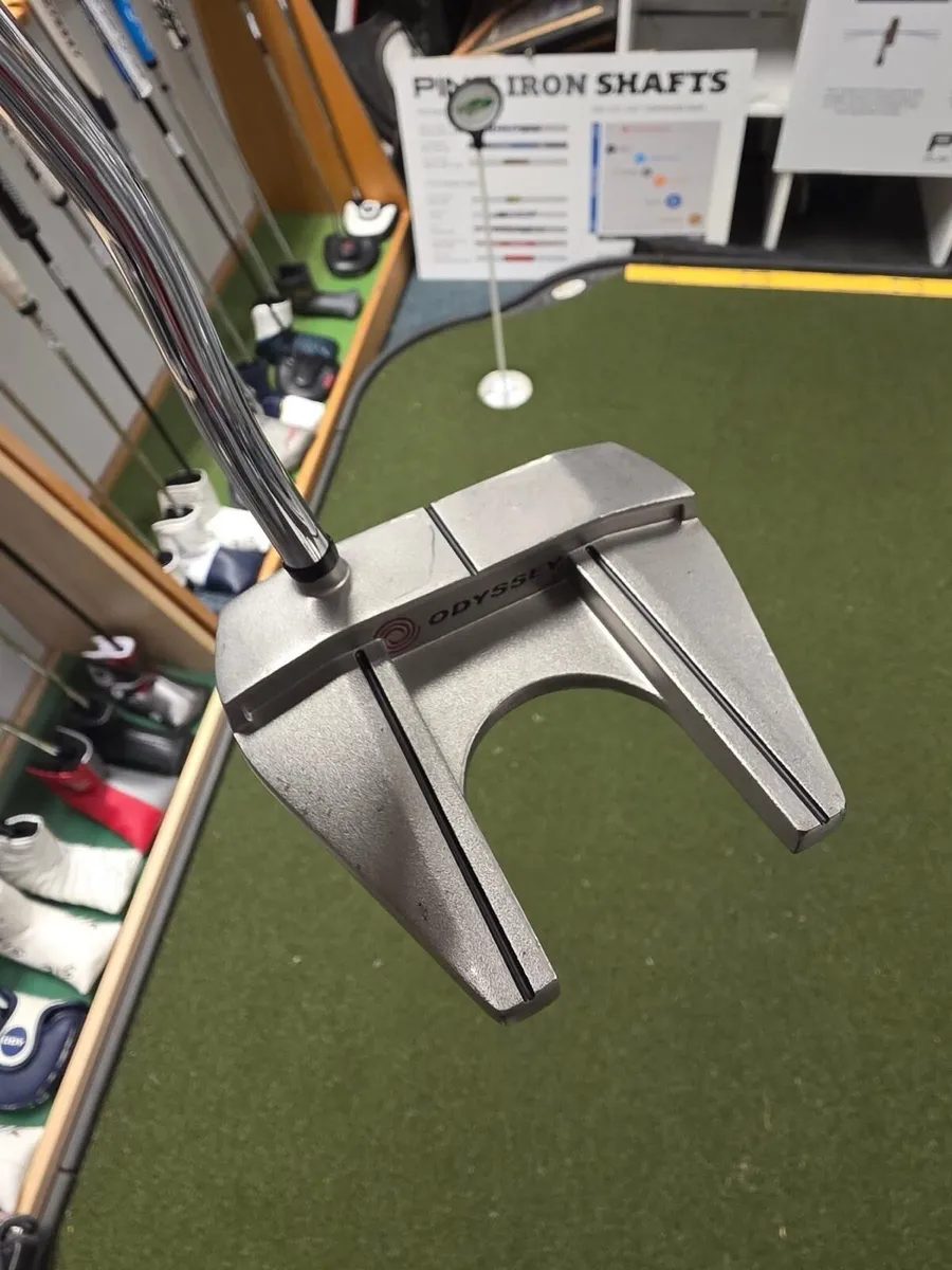 Odyssey White Hot Pro 7 Putter - Image 3