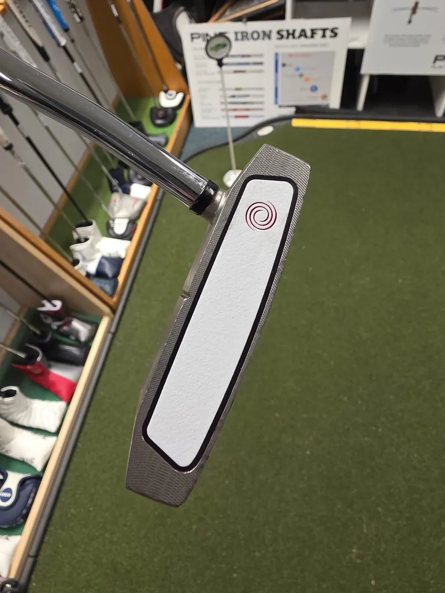 Odyssey White Hot Pro 7 Putter - Image 4