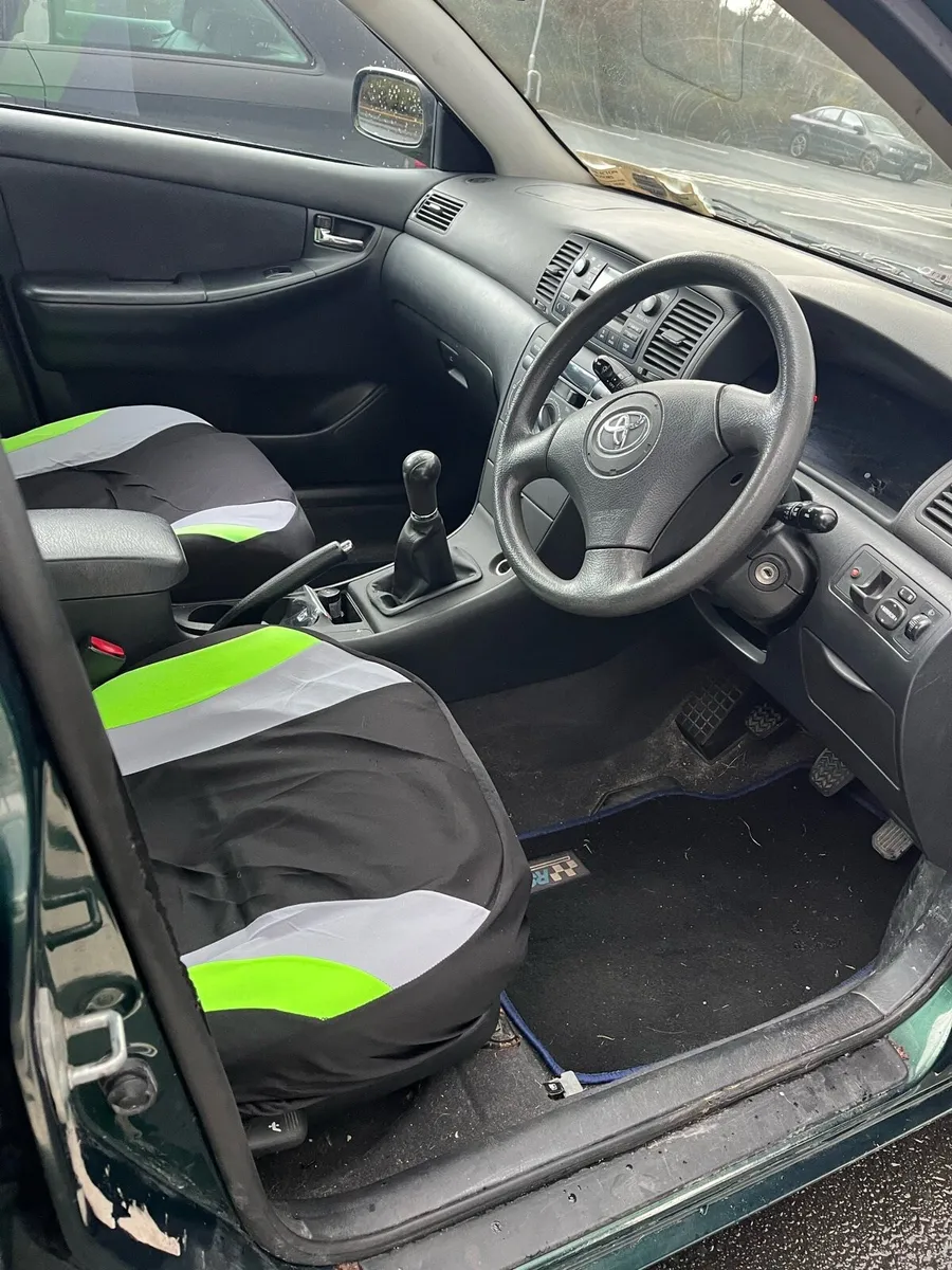 Toyota Corolla - Image 4