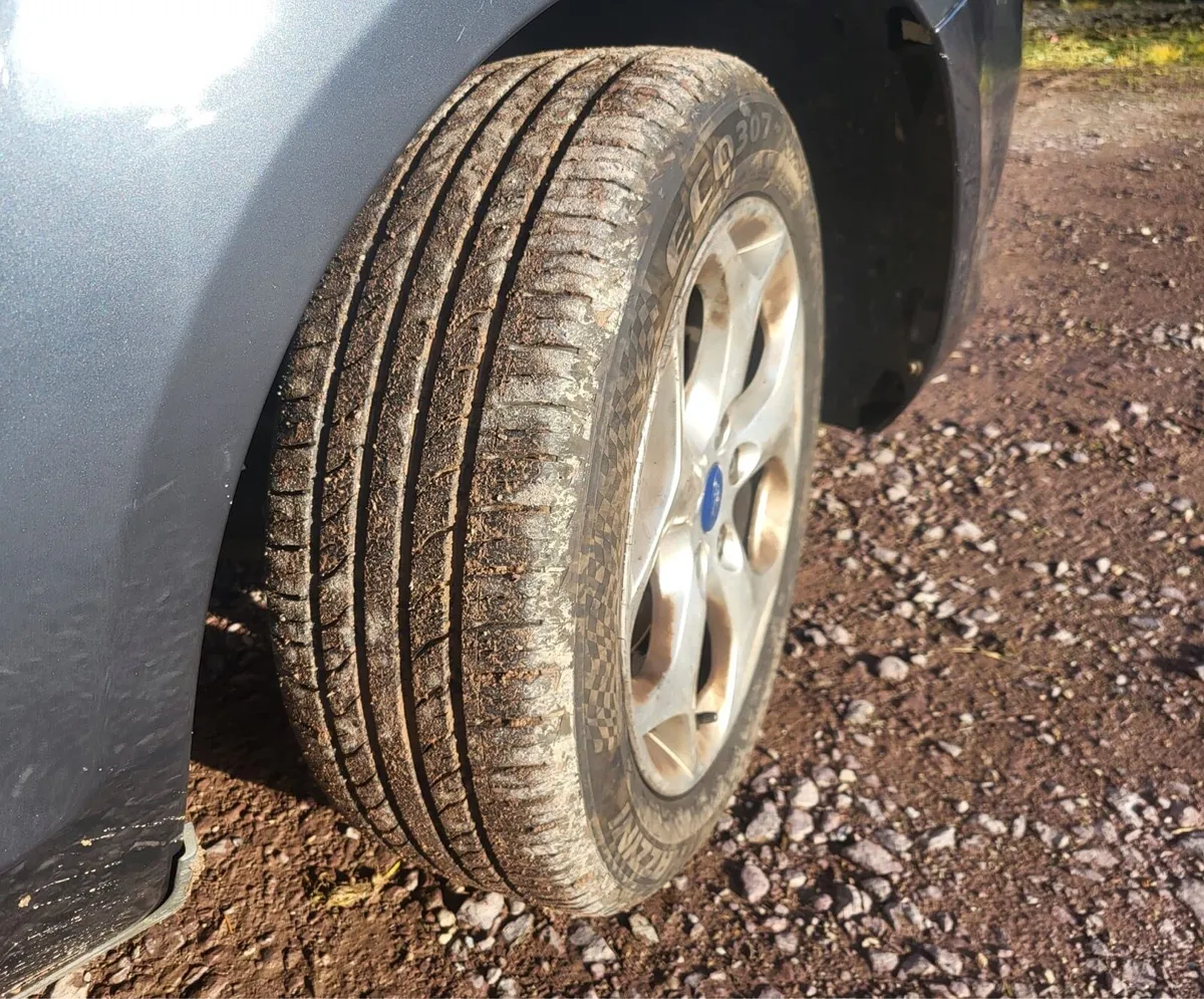 Ford Focus 2011 1.6 TDCI - Image 4