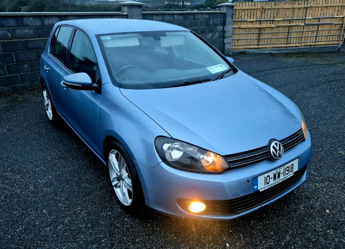 2010 VW GOLF - Image 2