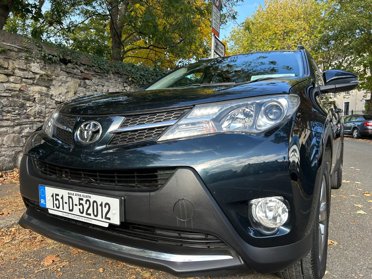 2015 TOYOTA RAV-4 D4D PARKING CAMERA NCT MAY 2026 - Image 1