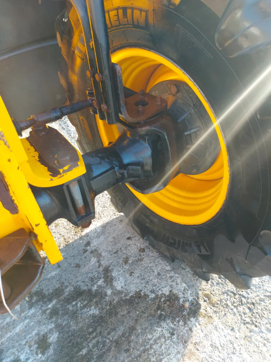 Jcb  531-70 agri super - Image 3