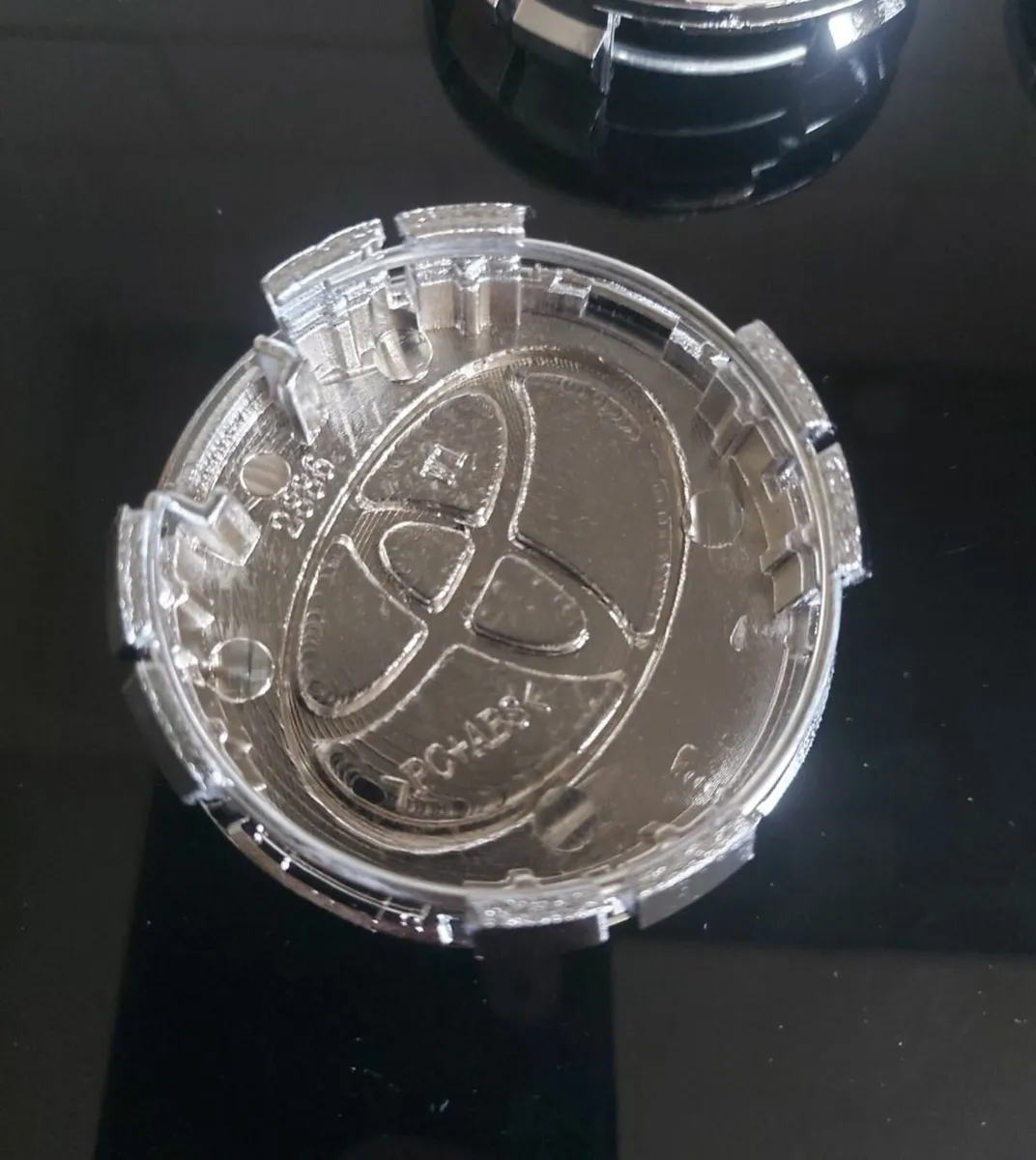 4 x Toyota centre caps  (57mm) FREE POST - Image 3