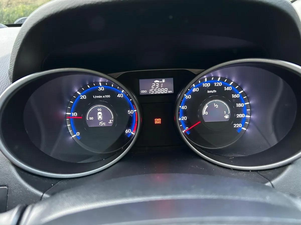 Hyundai ix35 2013 - Image 2