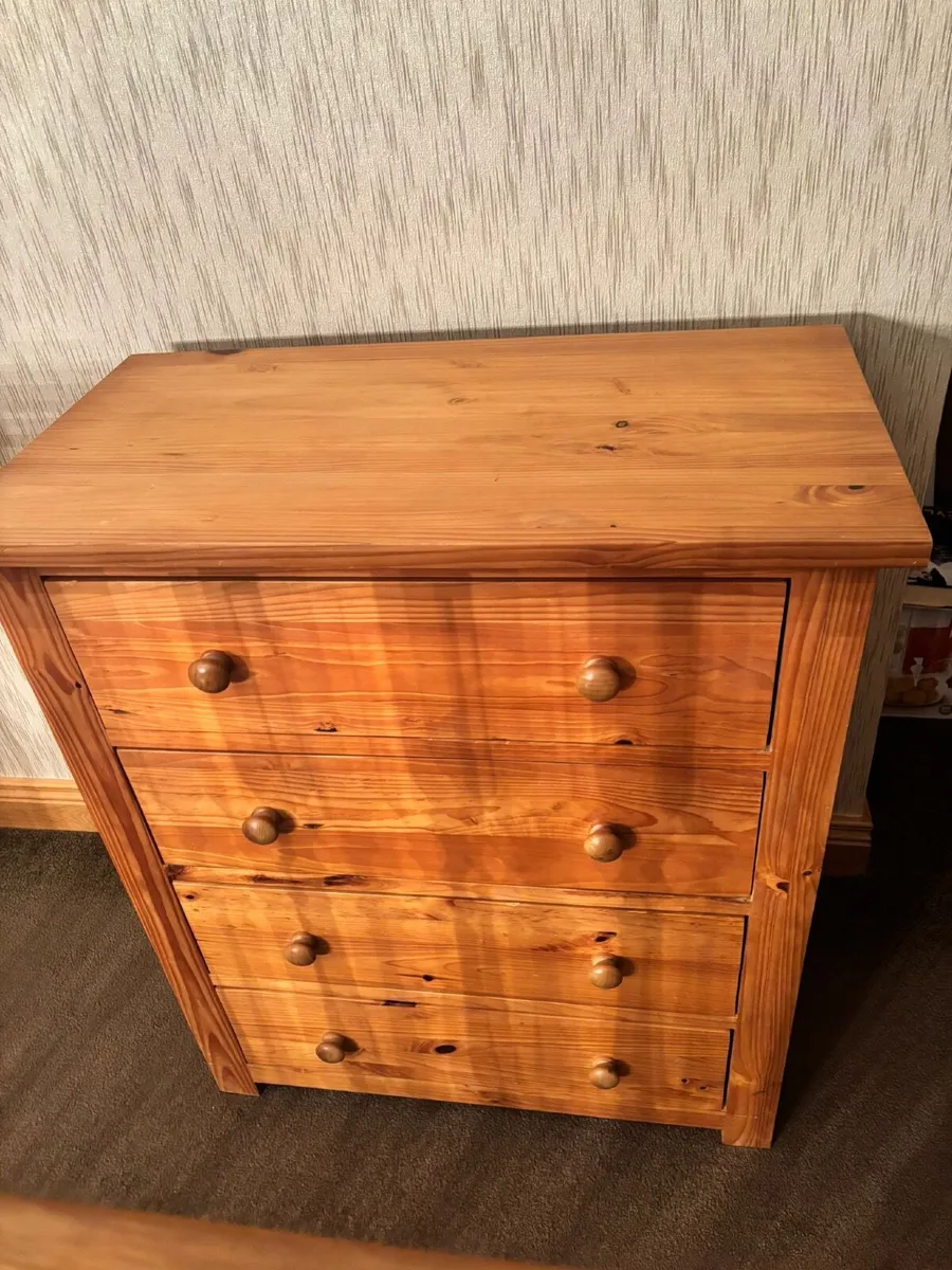 Chest of drawers - Image 2