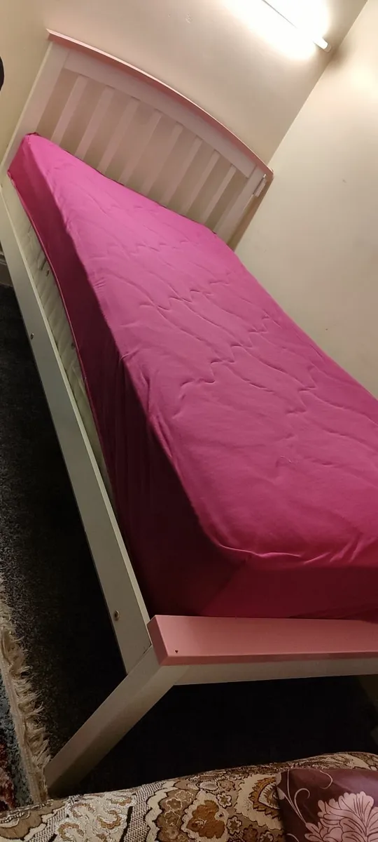 Single bed base with mattress - Image 3