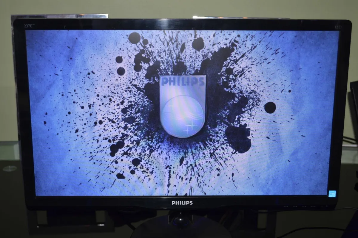 Philips 23" Full HD 1920x1080 LED HDMI Monitor - Image 1