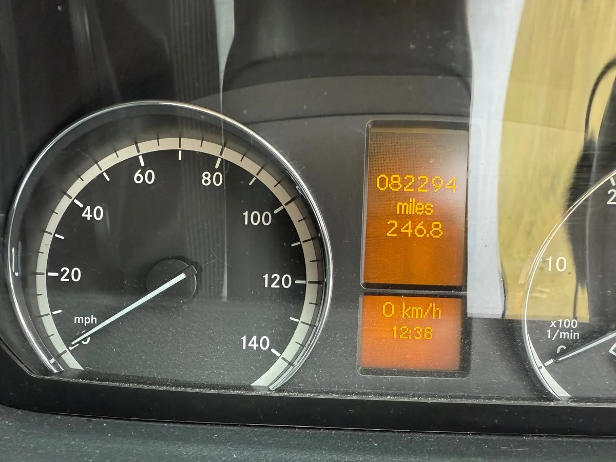 Mercedes-Benz Vito 2015 - Image 1