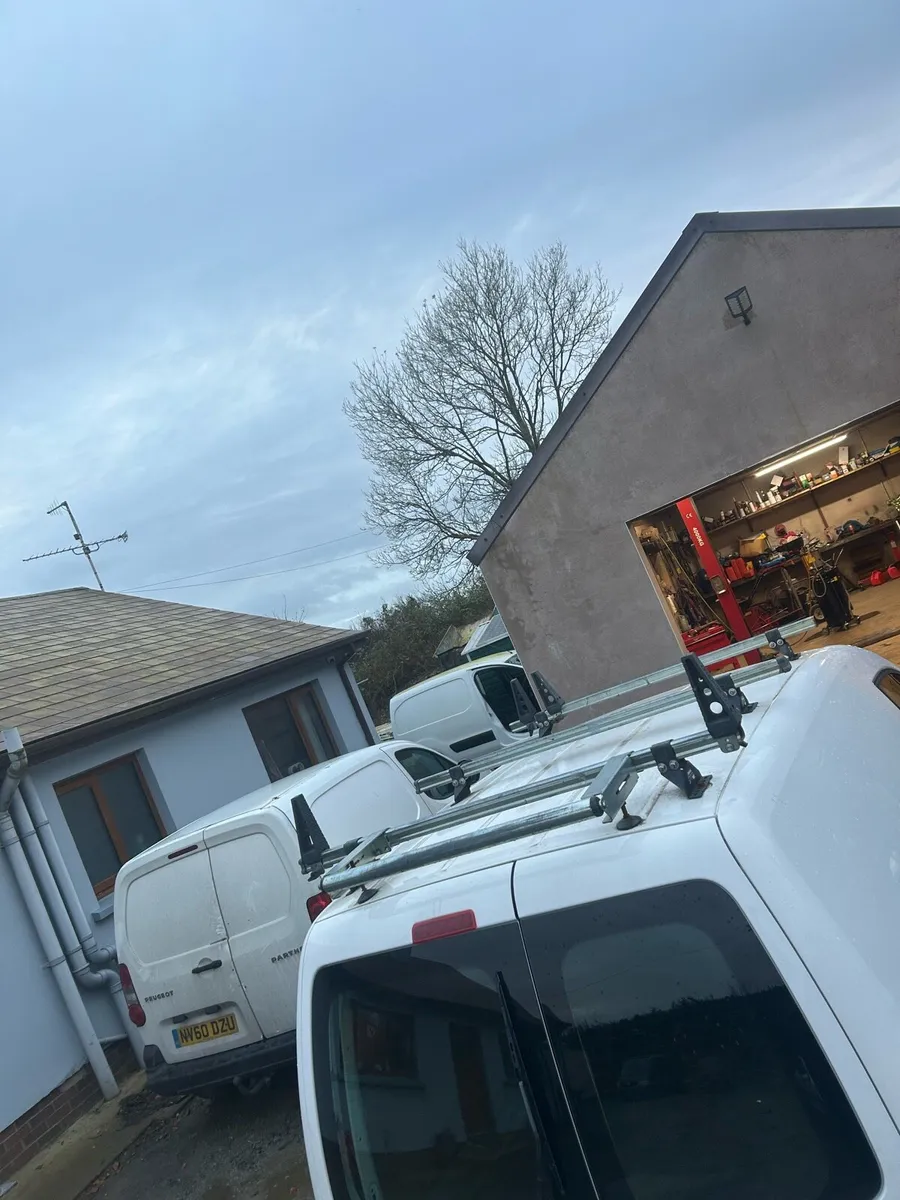 Vw caddy 2010-2020 roof racks - Image 3