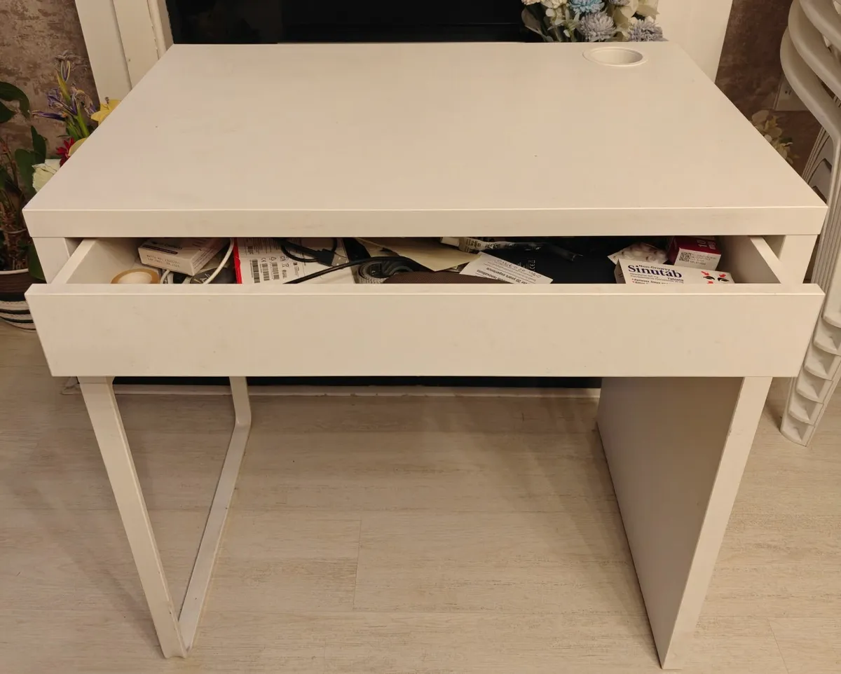 IKEA 73X50CM small nice and clean white, Drawer - Image 2