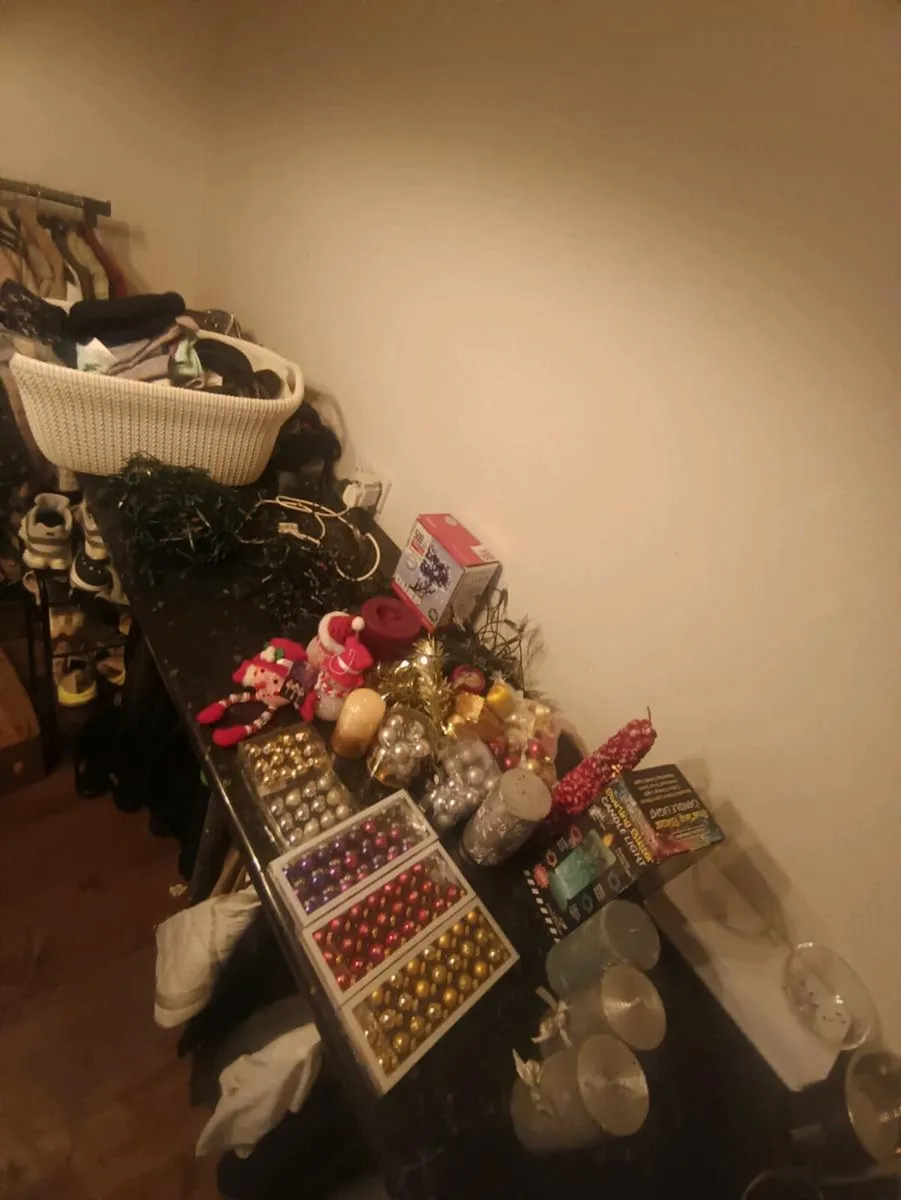 Lots of Christmas decorations lights - Image 3