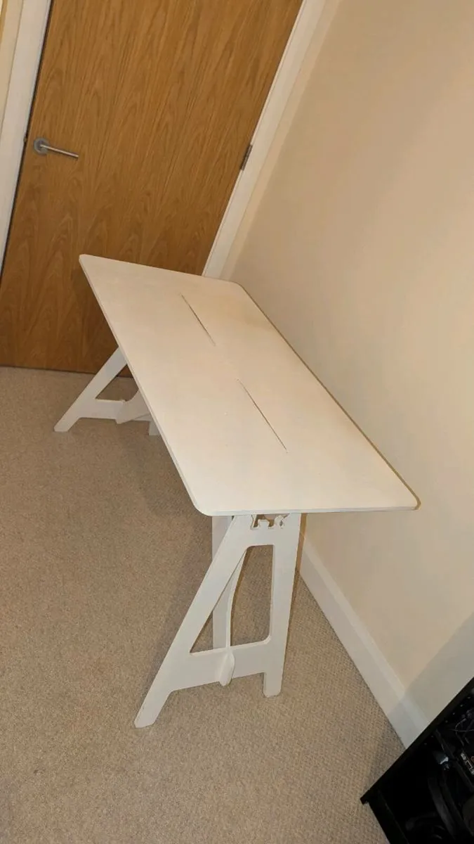 Flying Elephant desk - Image 3