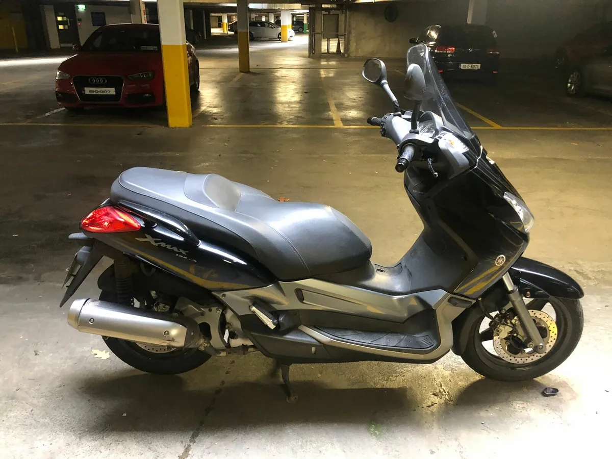 Yamaha Xmax 125 - Image 4