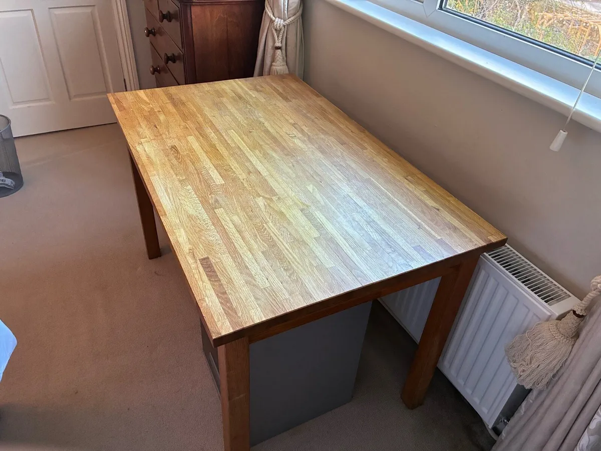 Stunning Extremely Sturdy 4 Ft Kitchen Table - Image 2