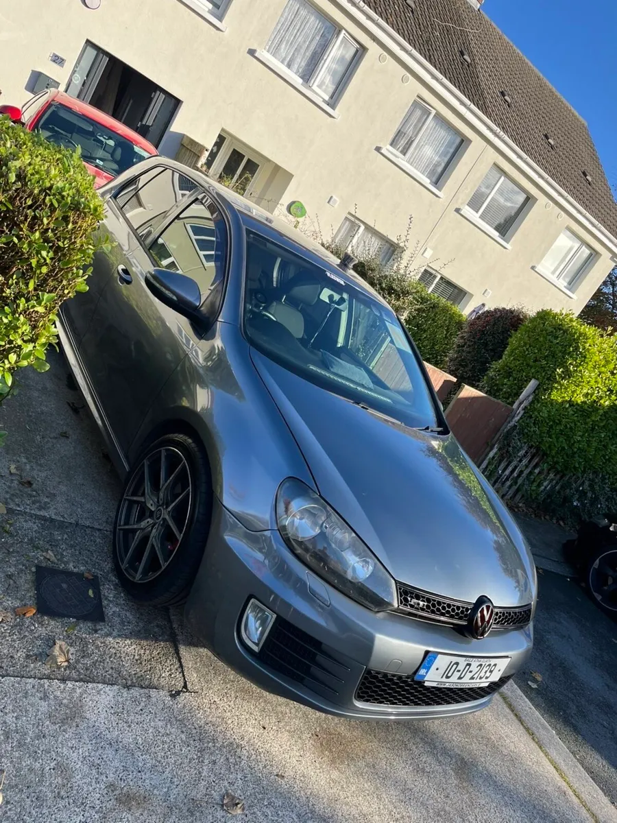 1.2 TSI Highline Volkswagen Golf - Image 1