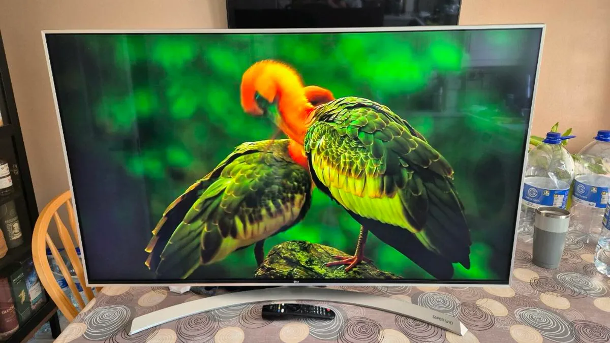 49" LG 4K NanoCell Smart TV - Image 4