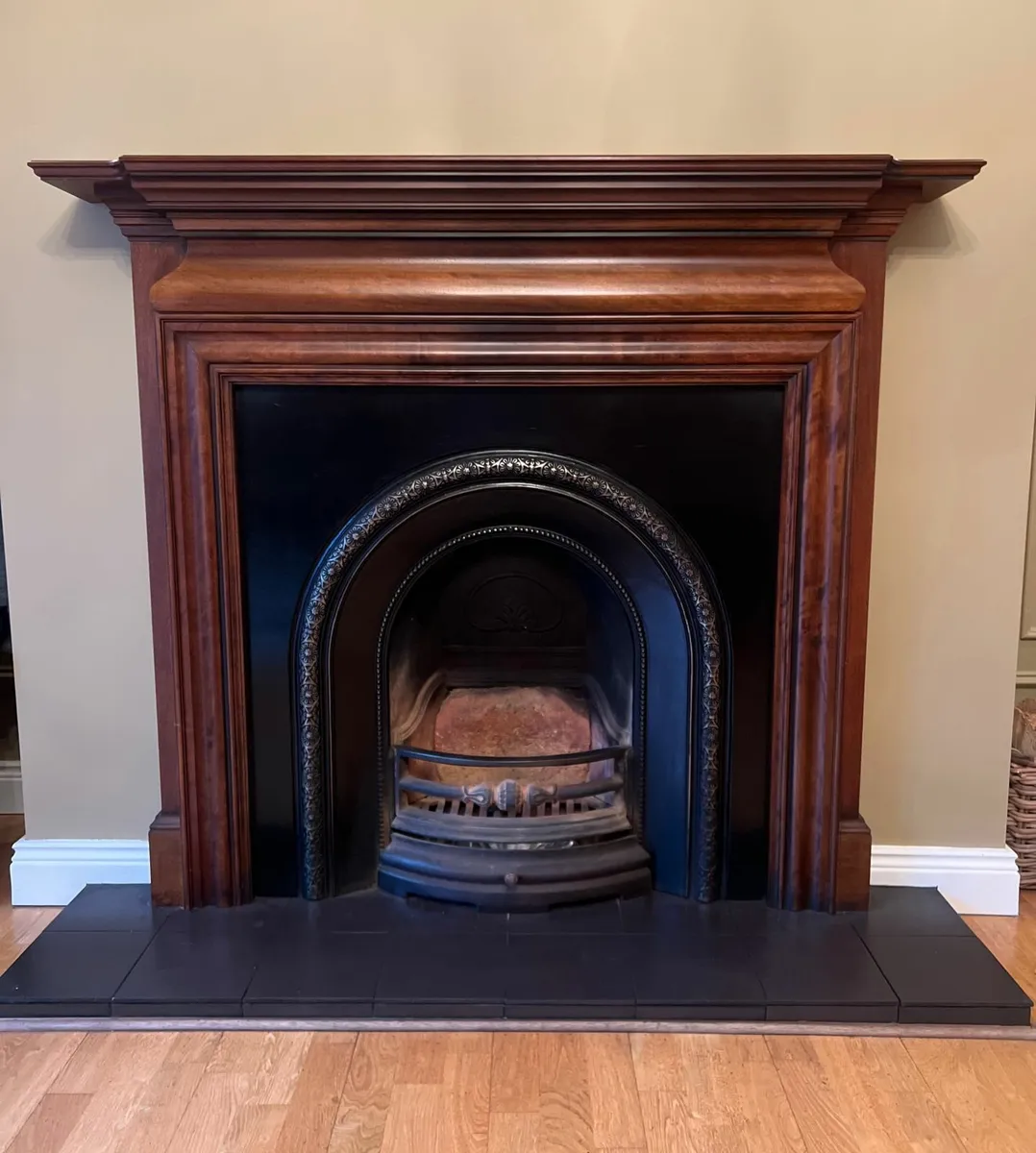 Genuine Rio Fireplace + Entire Metal Insert - Image 1