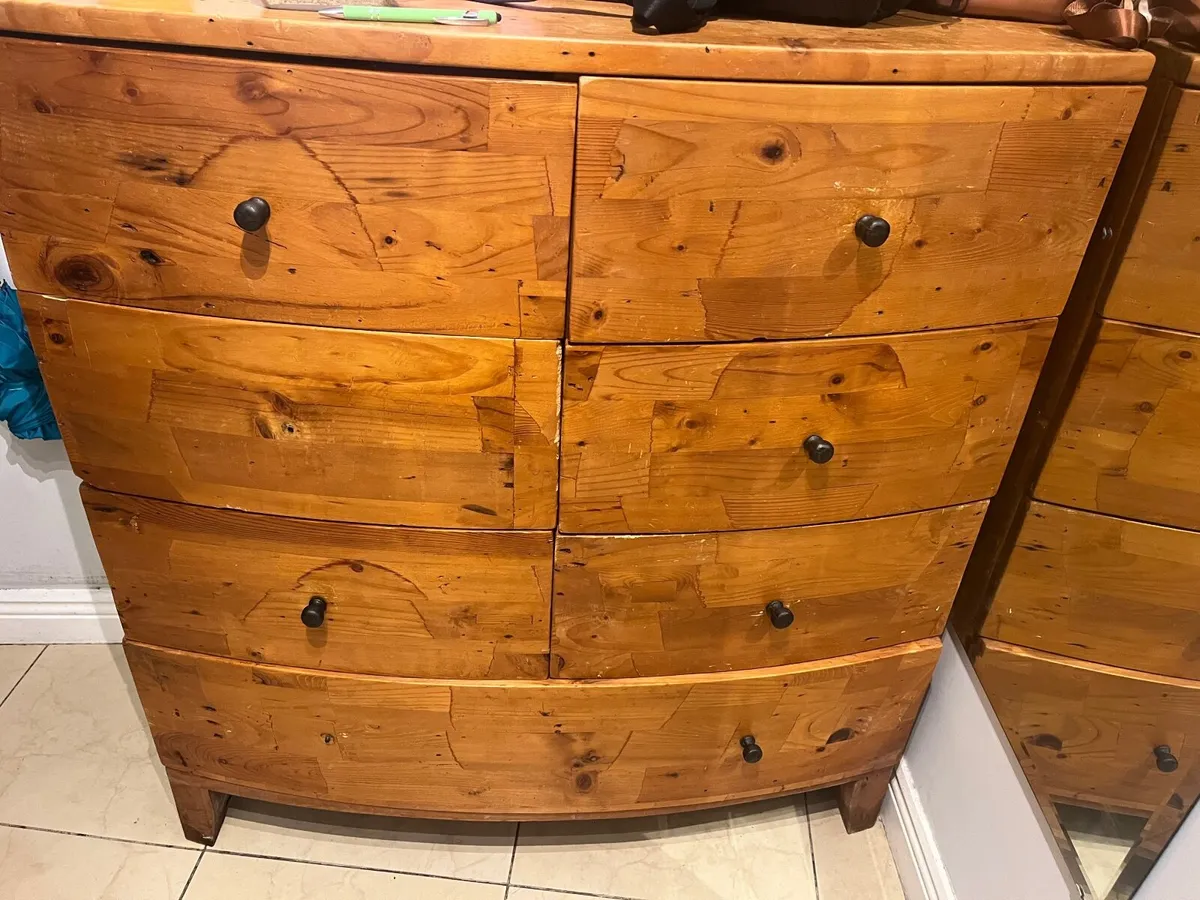 Chest of drawers - Image 1