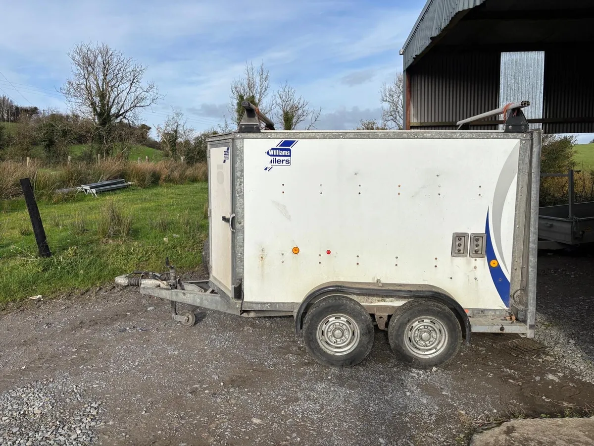 Ifor Williams 8x5 box trailer - Image 1