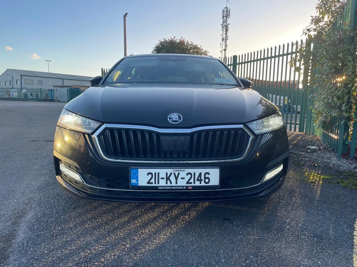 2021 Skoda Octavia Style - Image 3