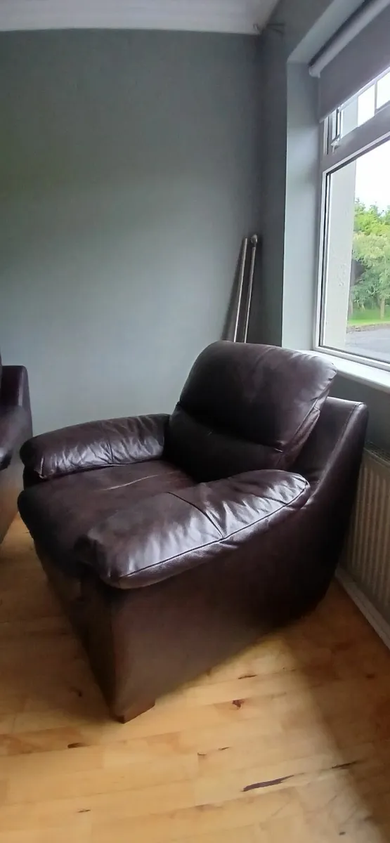 2 seater suite - Image 2