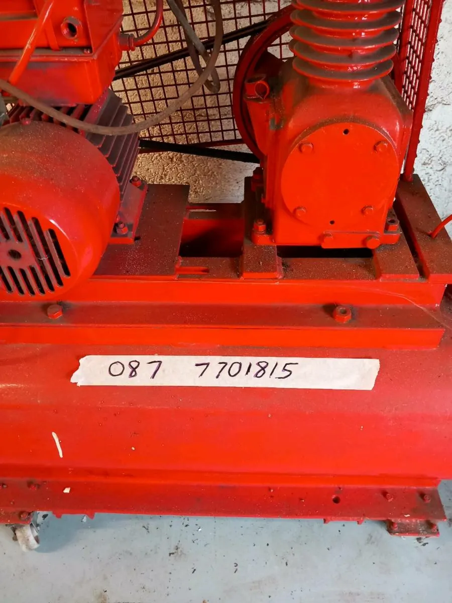 Garage compressor - Image 1